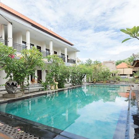 Puri Kelapa By Bukitvista Hotel Uluwatu Buitenkant foto